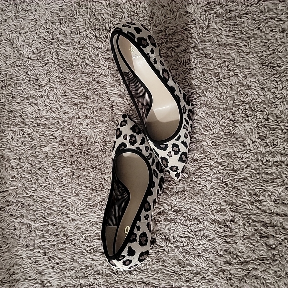 Mix No.6 Danyah Pumps